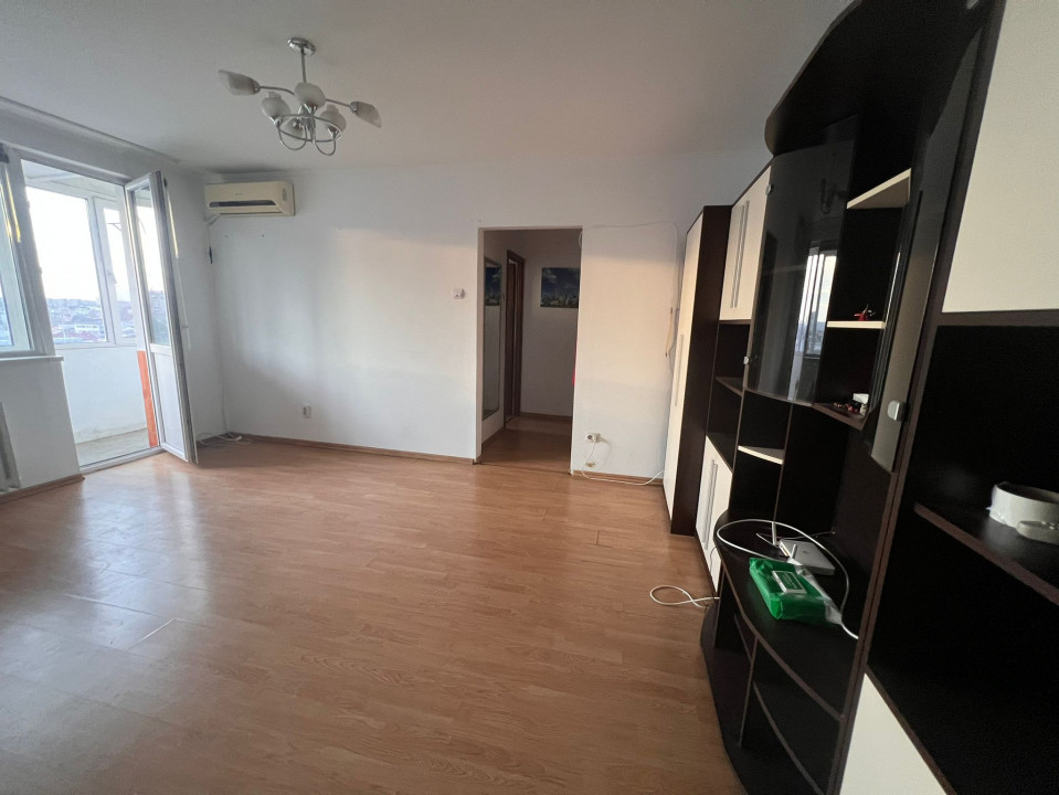 2 camere renovat, Brancoveanu, priveliste panoramica