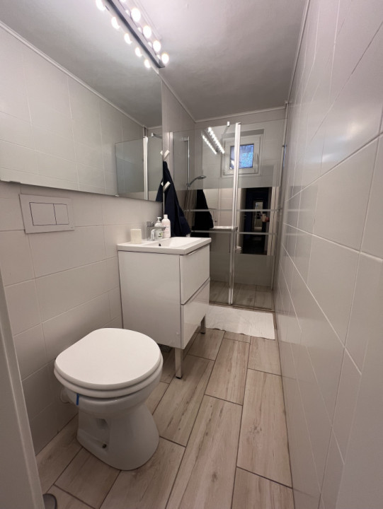 4 camere modern Piata Trapezului, metrou 2 minute