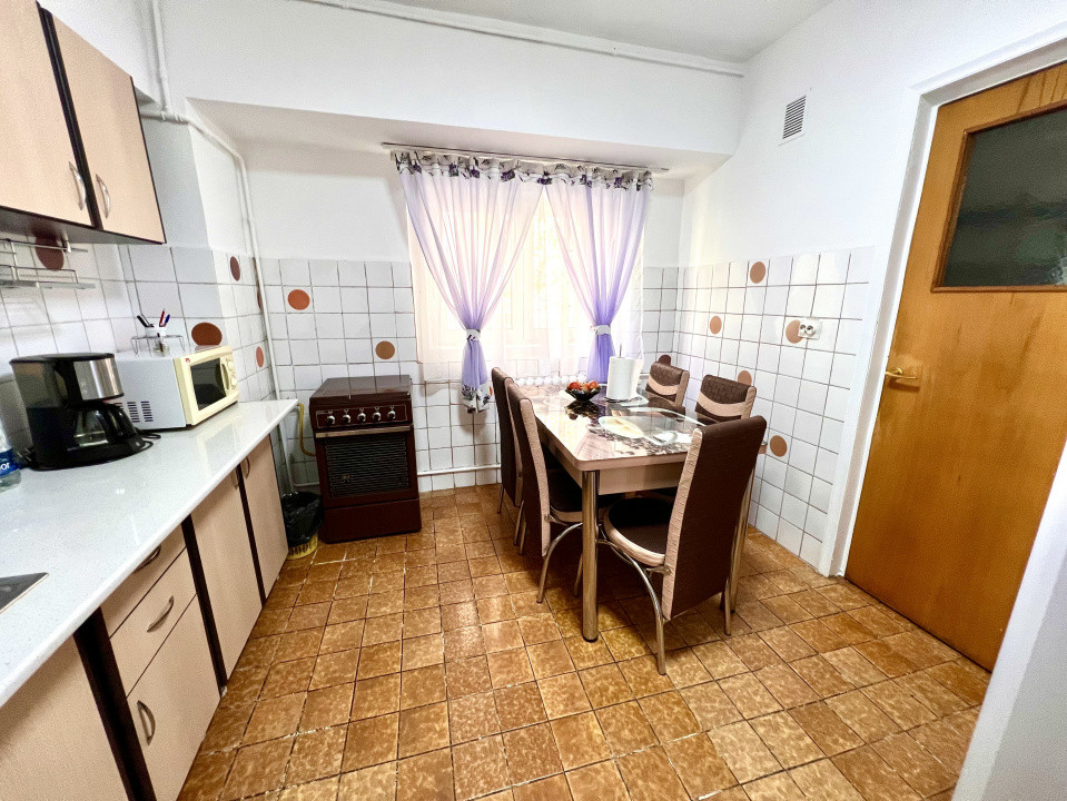  4 camere Piata unirii 10 minute metrou Izvor
