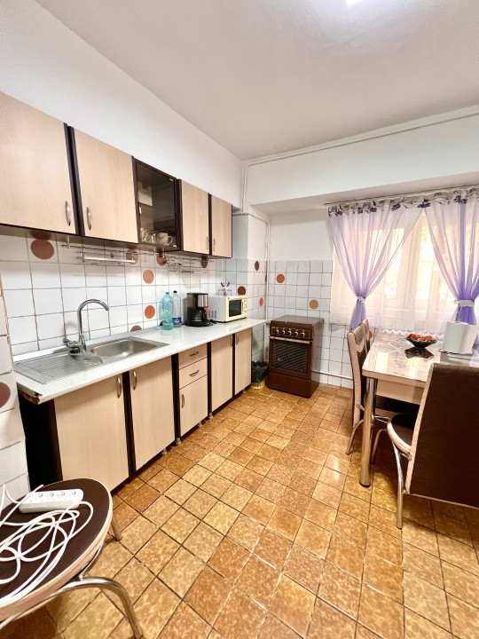  4 camere Piata unirii 10 minute metrou Izvor