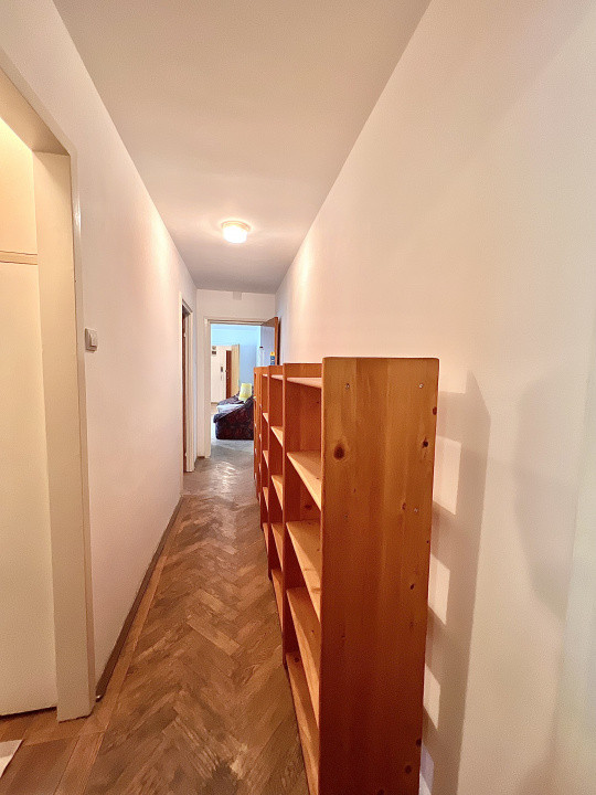 3 camere Militari zona Apusului metrou Gorjului