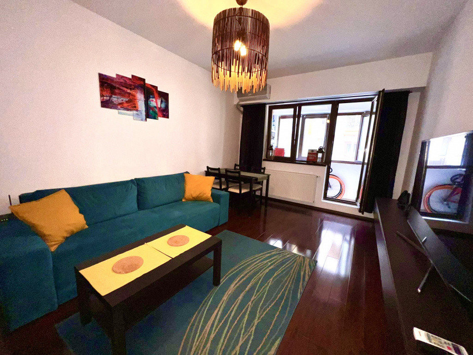 2 camere premium la 7 minute de metrou Jiului