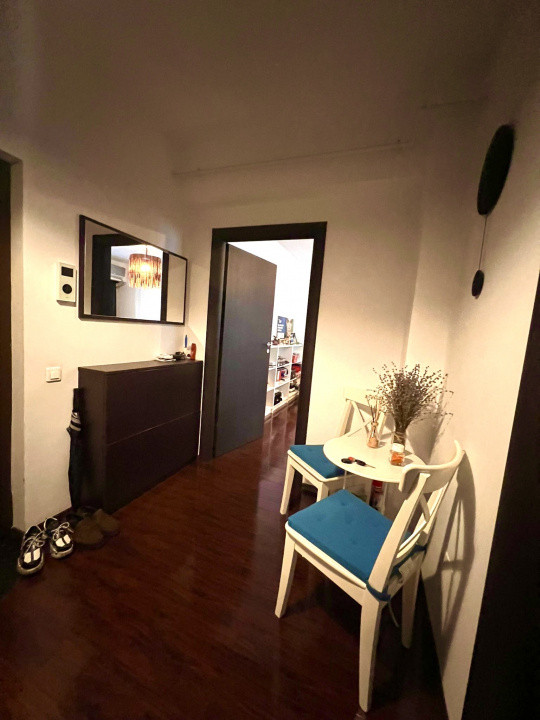 2 camere premium la 7 minute de metrou Jiului