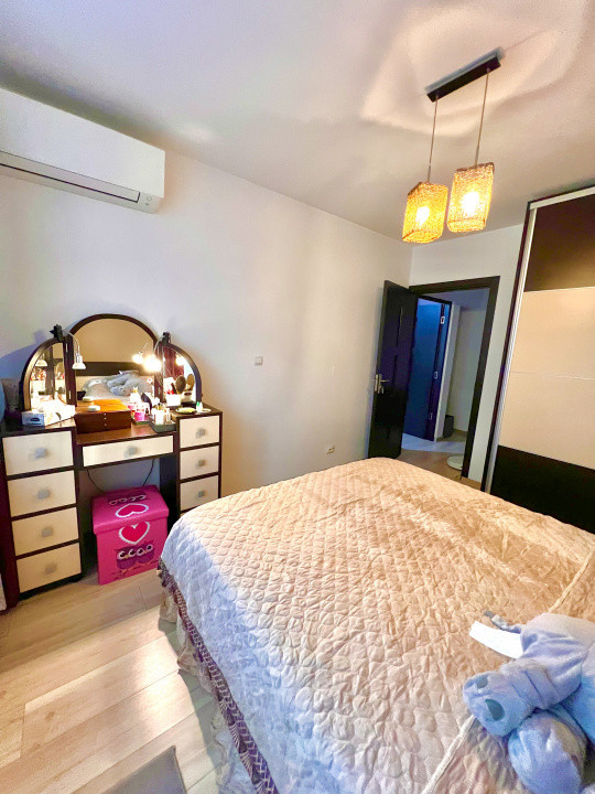 2 camere renovat în bloc Perla 