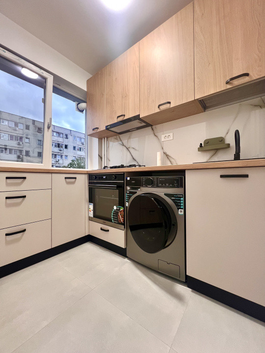 Garsoniera moderna la 500m de metrou 