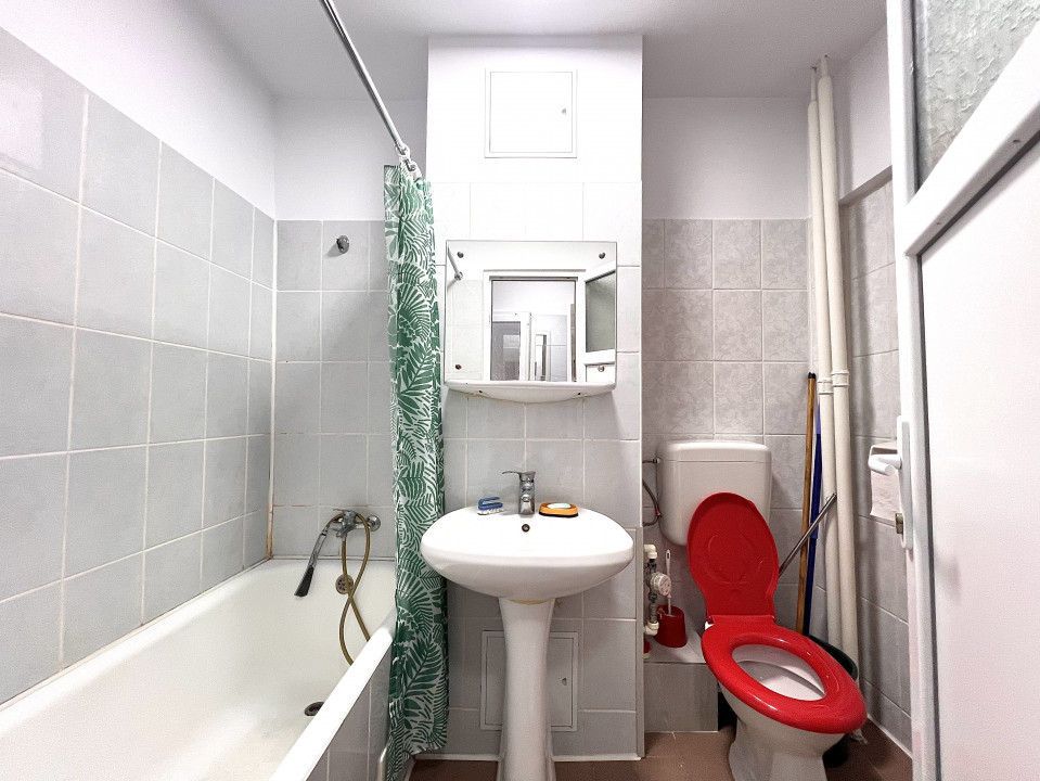 Garsonieră Titan decomandata , 40mp, lângă metrou  