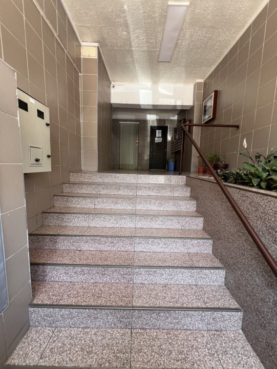 Garsonieră Titan decomandata , 40mp, lângă metrou  