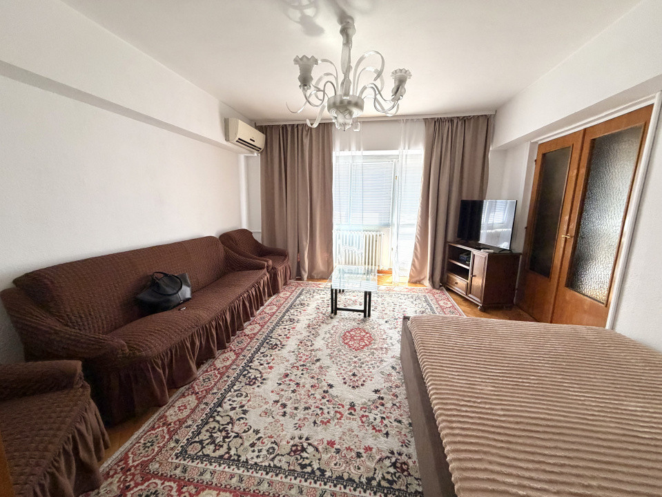 OPORTUNITATE GRUP DE STUDENTI! Închiriere pe camera zona Piata Unirii