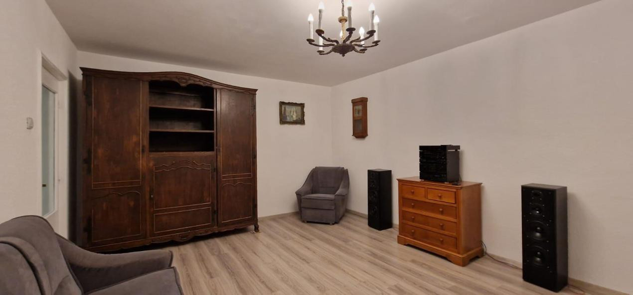 3 Camere Decomandat, Vedere Panoramică, zona 13 Septembrie