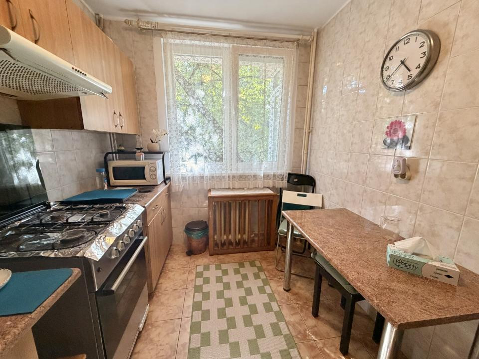 2 camere, zona Piata Minis - Metrou Costin Georgian  