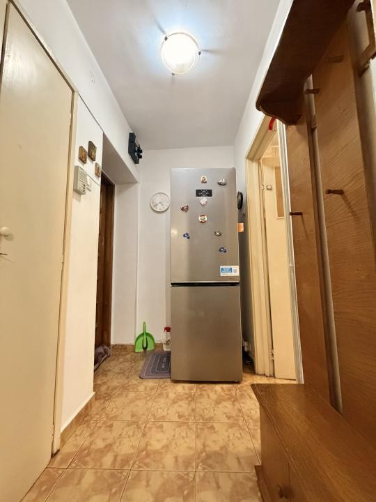 2 camere, zona Piata Minis - Metrou Costin Georgian  