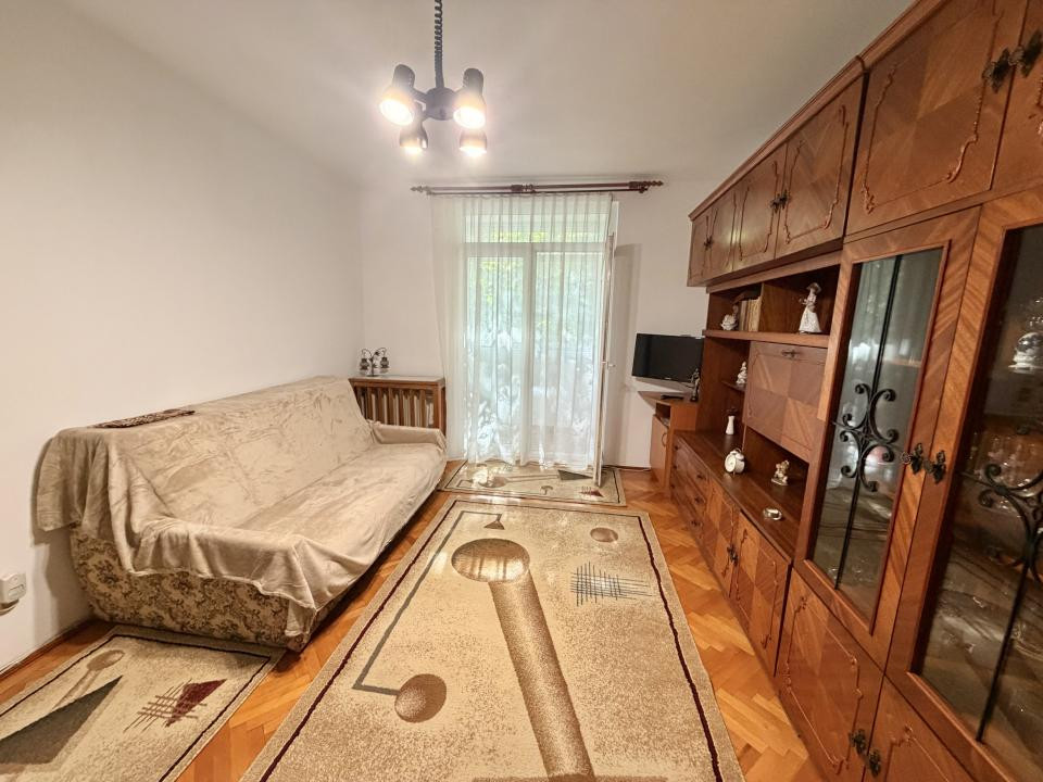 2 camere, zona Piata Minis - Metrou Costin Georgian  