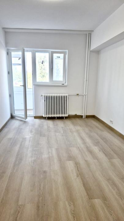 3 camere renovat Ultracentral/Ideal Sediu de Firma sau Locuinta