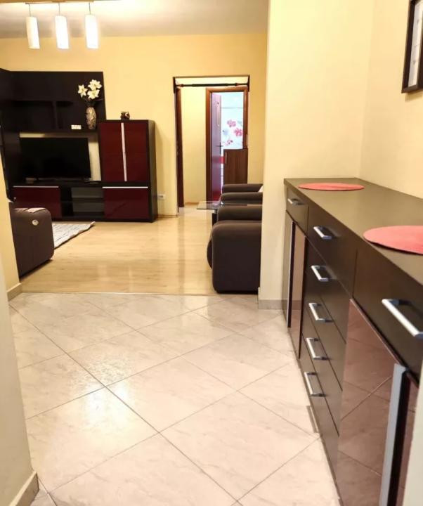 3 camere metrou Iancului/pretabil familie