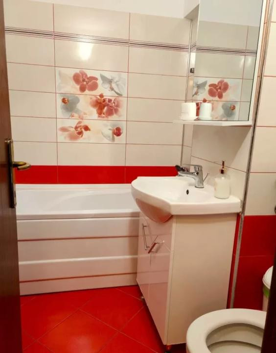 3 camere metrou Iancului/pretabil familie