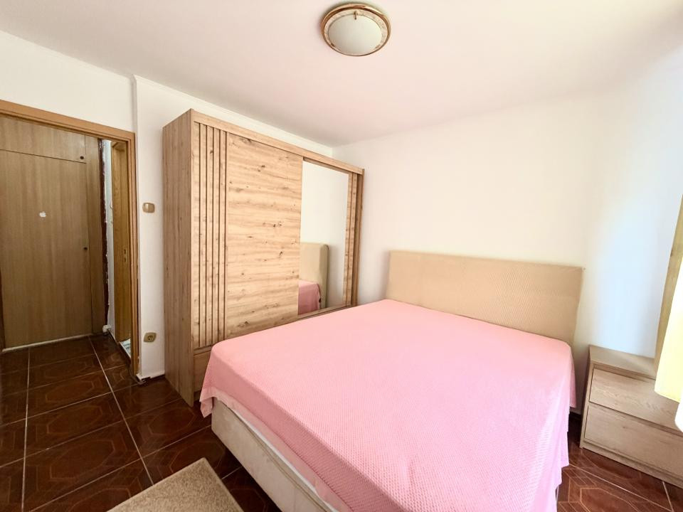3 camere la metrou Piata Iancului