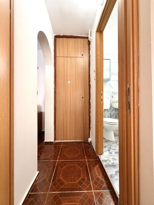 3 camere la metrou Piata Iancului