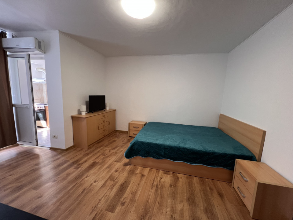 Garsoniera renovată zona Iancului construcție 1982