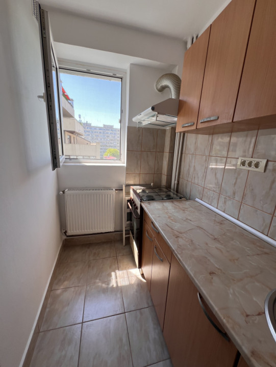 Garsoniera renovată zona Iancului construcție 1982