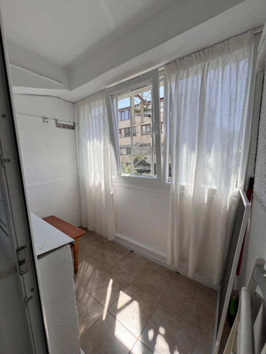 Garsoniera renovată zona Iancului construcție 1982