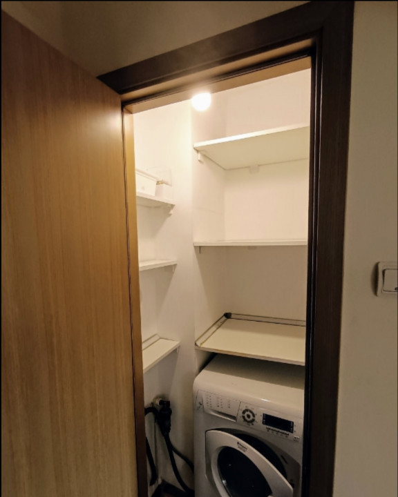 2 camere renovat la metrou 1 Decembrie Titan 