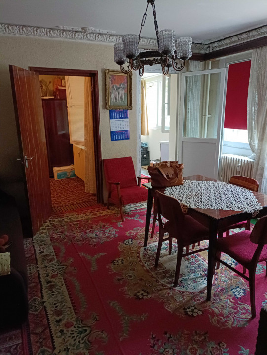 2 camere Dristor, Piata Ramnicu Sarat