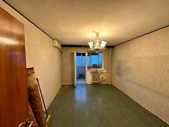 2 camere Titan, pretabil investitie